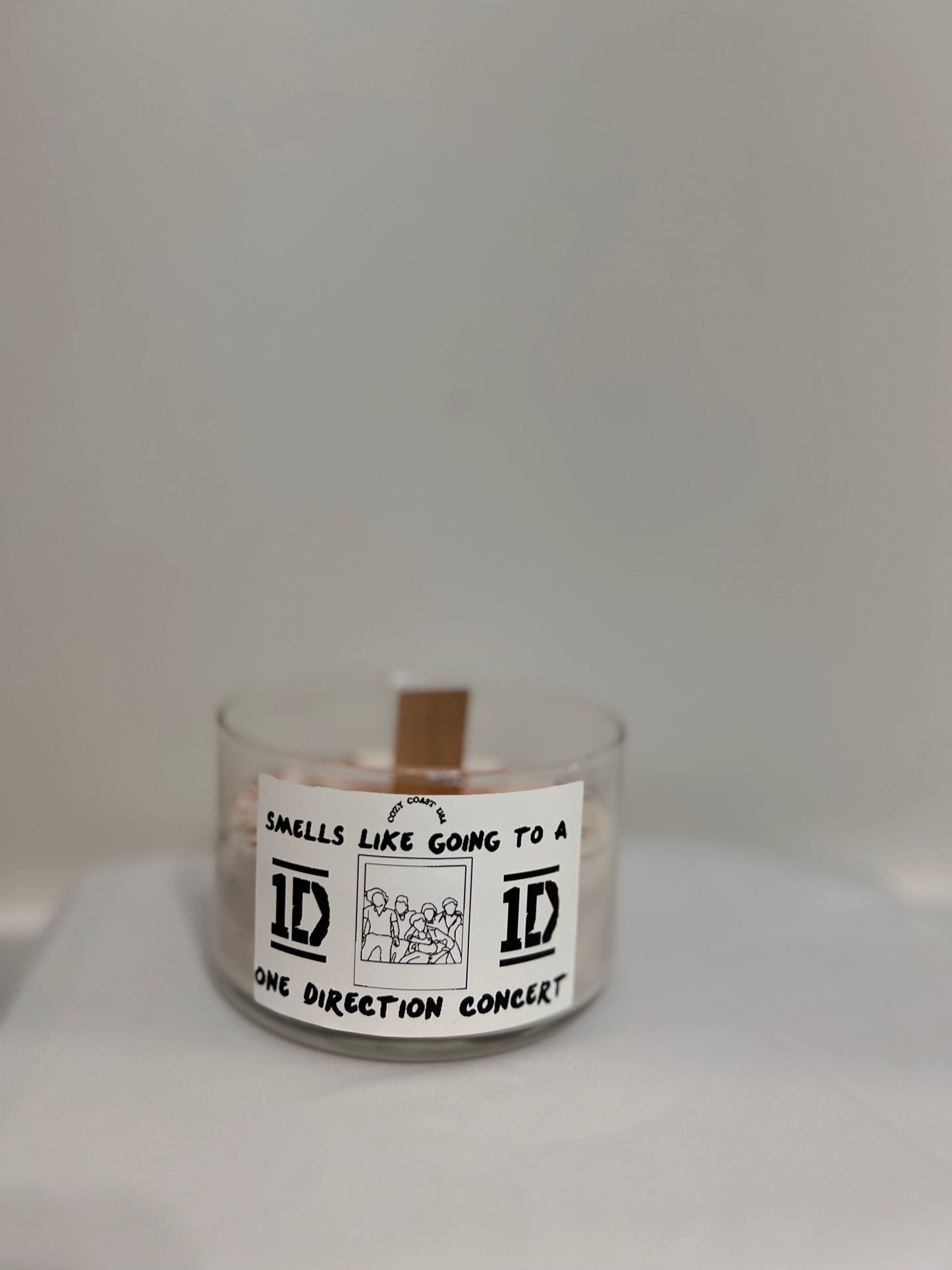 smells like a one direction concert candle